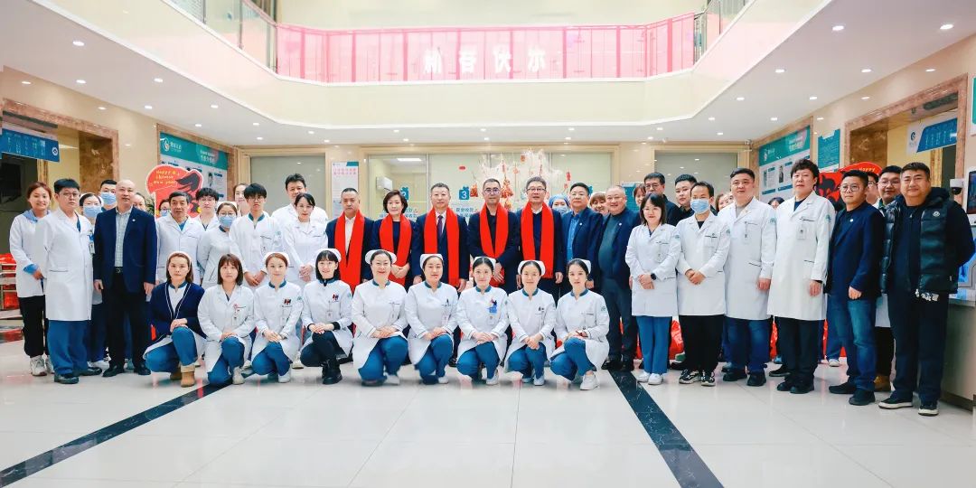 除夕送饺子 温暖庆新春